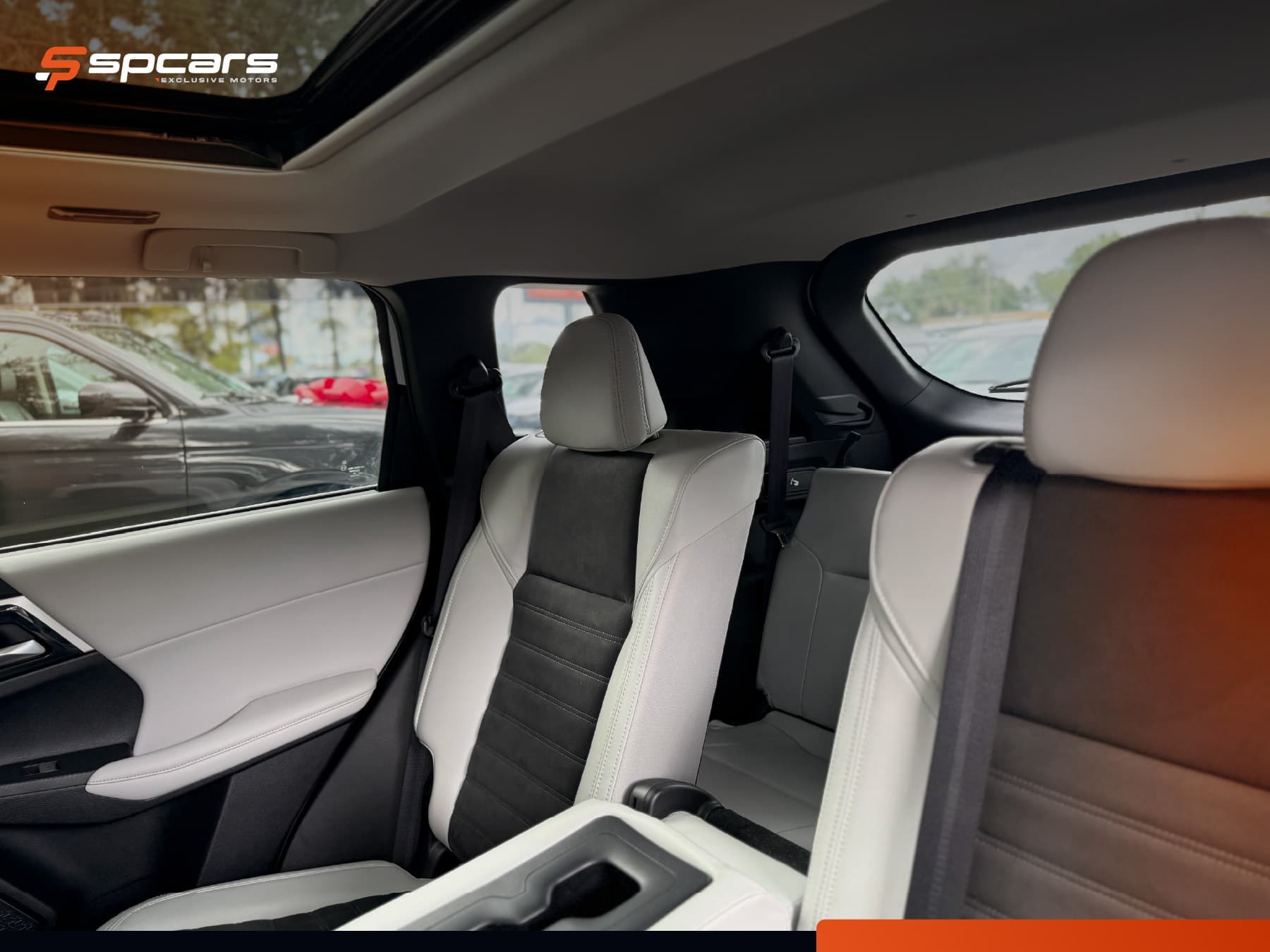 2025 Mitsubishi Outlander SE Sport Utility 4D — Foto 5 de 20
