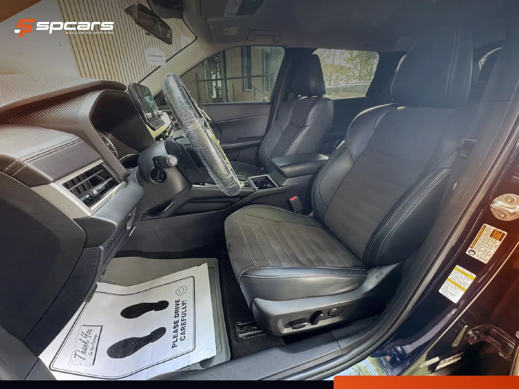 2024 Mitsubishi Outlander SE - Photo 4