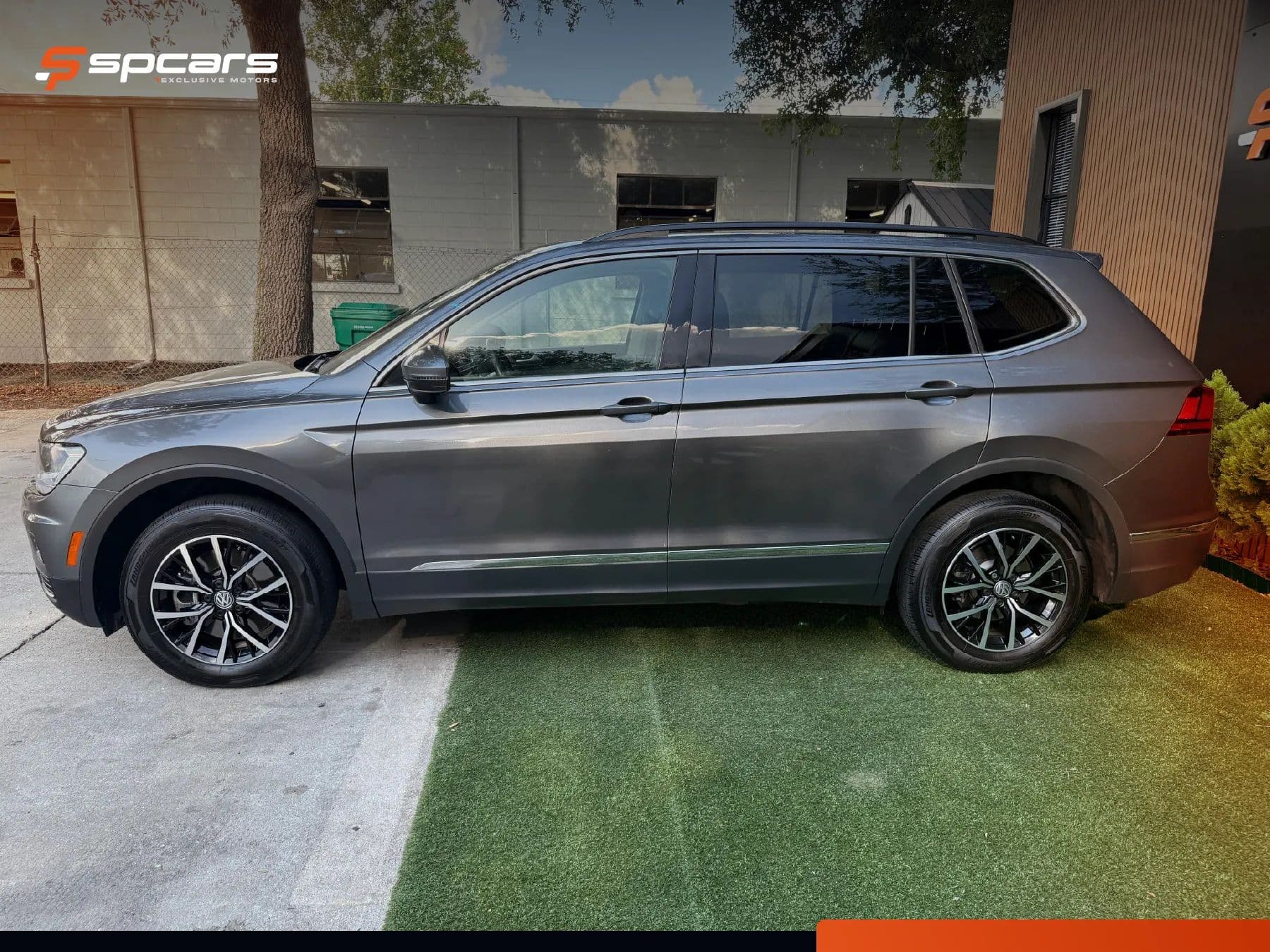 2021 Volkswagen Tiguan SE - Photo 6